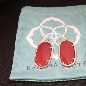 Kendra Scott Danielle earrings